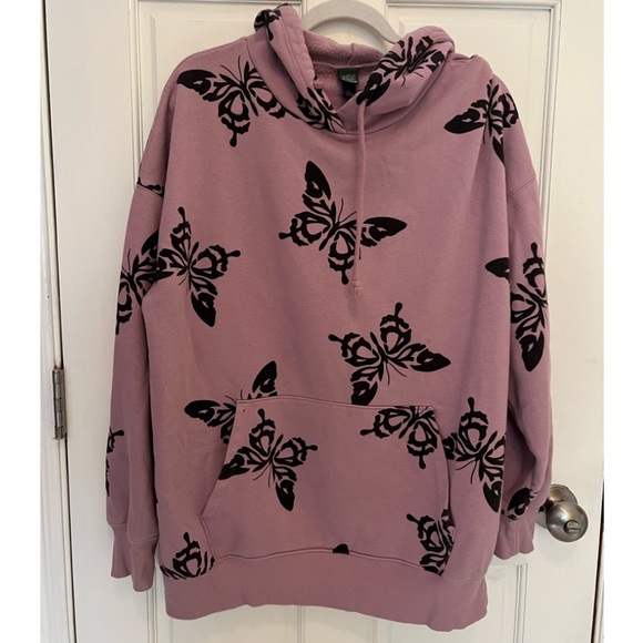 Purple Butterfly Hoodie With Black Butterflies Wild Fable Size L